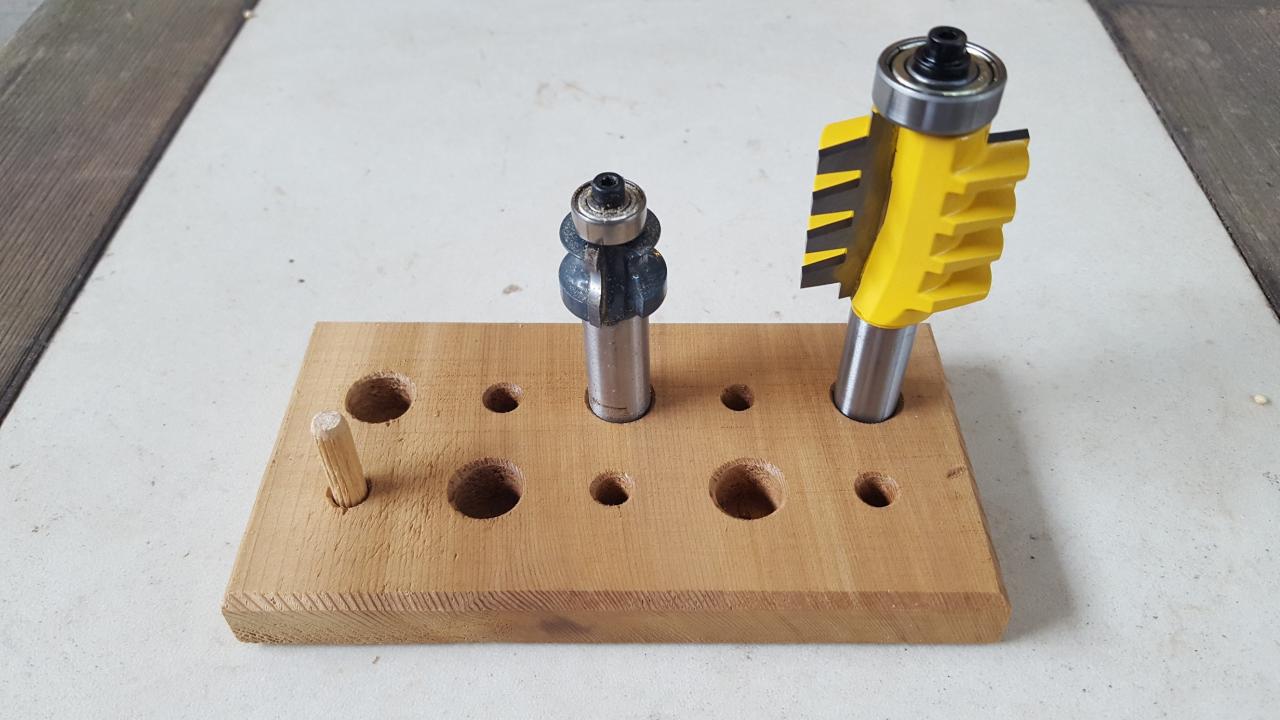 Click image for larger version  Name:	Router bit parking resized.jpg Views:	0 Size:	91.3 KB ID:	840322