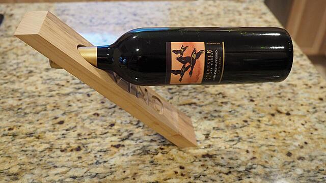 Click image for larger version  Name:	Wine bottle holder.JPG Views:	0 Size:	98.0 KB ID:	841808