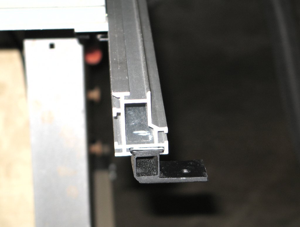 Click image for larger version  Name:	Accessory_Bracket_Installed_1440.jpg Views:	0 Size:	64.8 KB ID:	846408