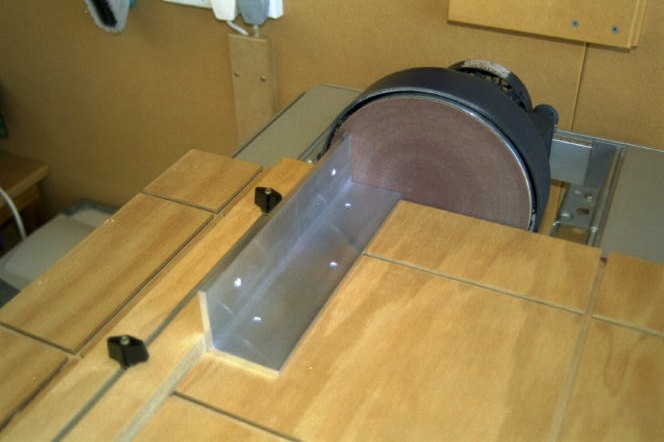 SMT Aluminium extension for the BT3000 See also V1.1 for a useful modification By Rod Kirby 06