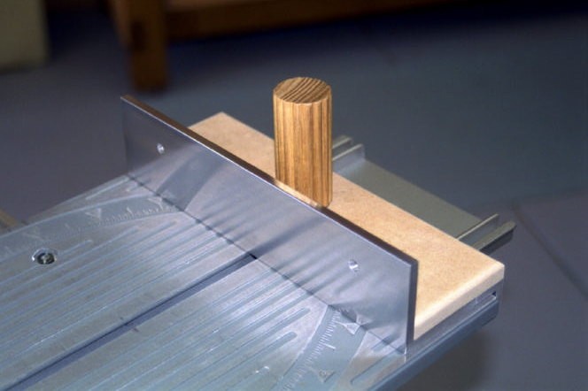 SMT Aluminium extension for the BT3000 See also V1.1 for a useful modification By Rod Kirby 03