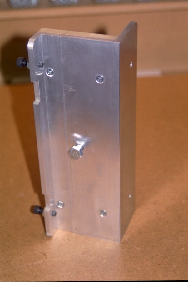 SMT Aluminium extension for the BT3000 See also V1.1 for a useful modification By Rod Kirby 05