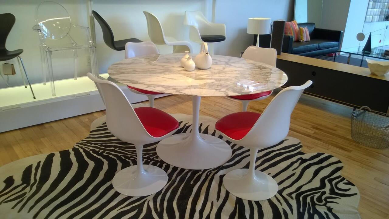 Click image for larger version

Name:	Leo Saarinen Table.jpg
Views:	211
Size:	110.9 KB
ID:	854994