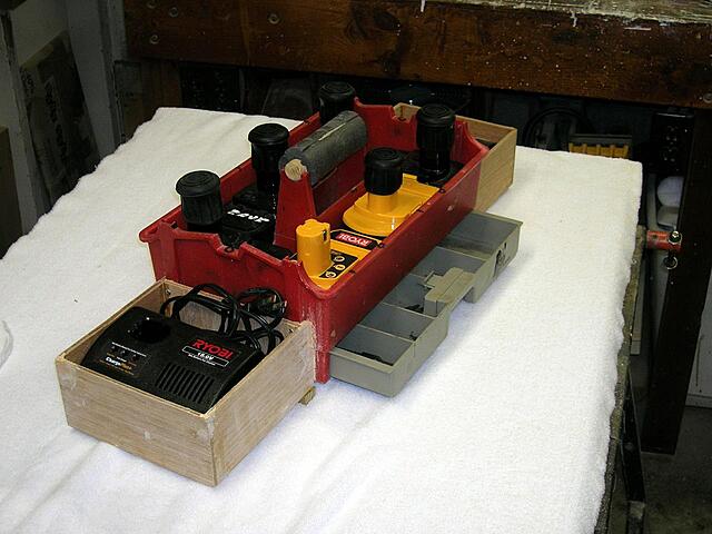 Click image for larger version

Name:	Battery Tote002.JPG
Views:	431
Size:	132.8 KB
ID:	839671