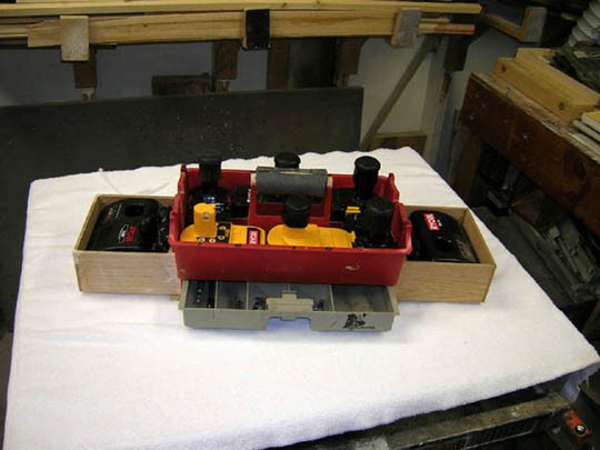 Click image for larger version

Name:	Battery Tote001.JPG
Views:	497
Size:	44.0 KB
ID:	839670