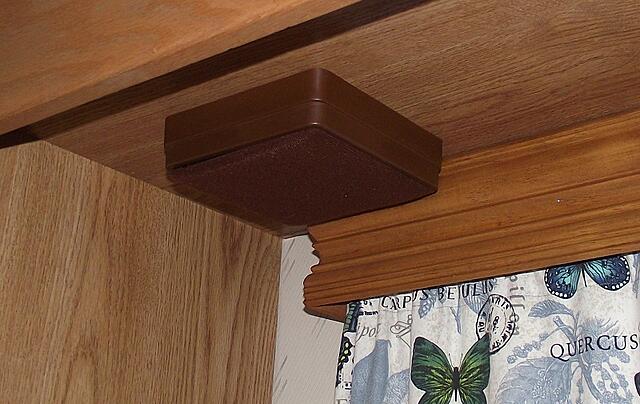 Click image for larger version

Name:	Old Rear Speakers.jpg
Views:	339
Size:	142.5 KB
ID:	845532