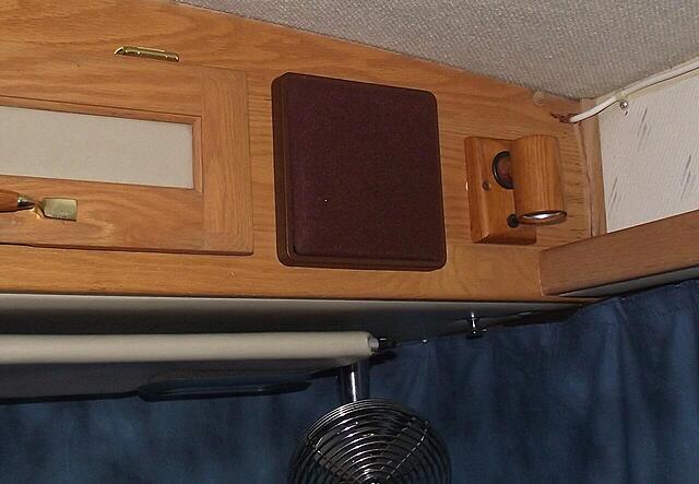 Click image for larger version

Name:	Old Front Speakers.jpg
Views:	372
Size:	98.8 KB
ID:	845530