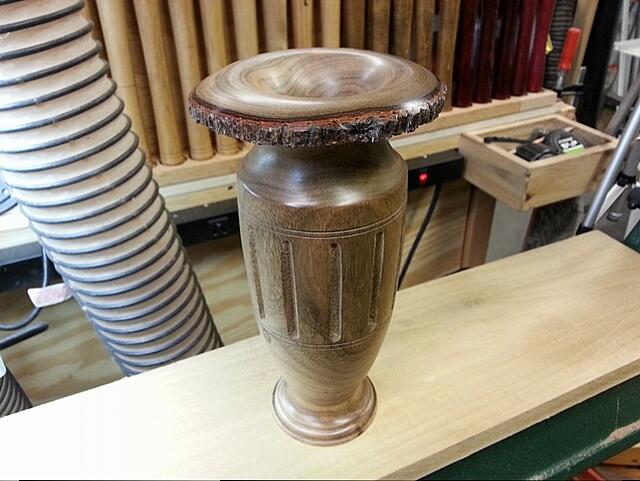 Click image for larger version

Name:	Vase2sm.jpg
Views:	351
Size:	108.0 KB
ID:	831906