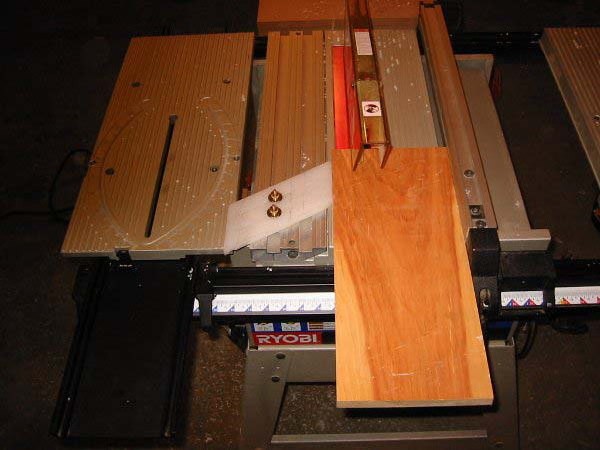 Making a friction holder for the miter slots By Don Hart 05