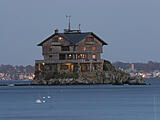 Click image for larger version

Name:	Clinngstone.jpg
Views:	126
Size:	211.1 KB
ID:	781866