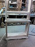 Click image for larger version

Name:	hutch_bottom1.jpg
Views:	314
Size:	73.5 KB
ID:	800936