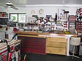 Workshop Oct 2009004
Back wall left
Work bench with tool chests under bench